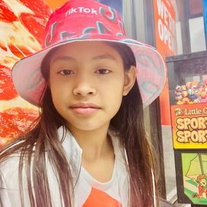 Meet your Posher, Annie